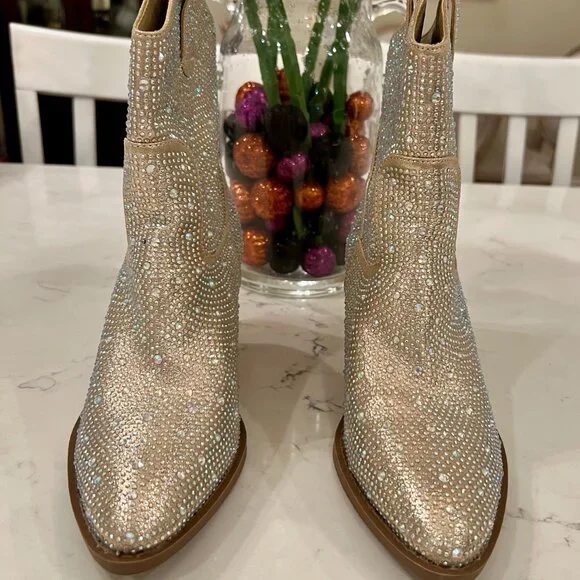 Forever River-01 Rhinestone Western Booties – Champagne – Size 8 - Never Worn - Picture 3 of 5